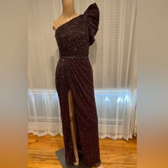 Mac Duggal Draped Sleeve Sequin Gown - Picture 1 of 4